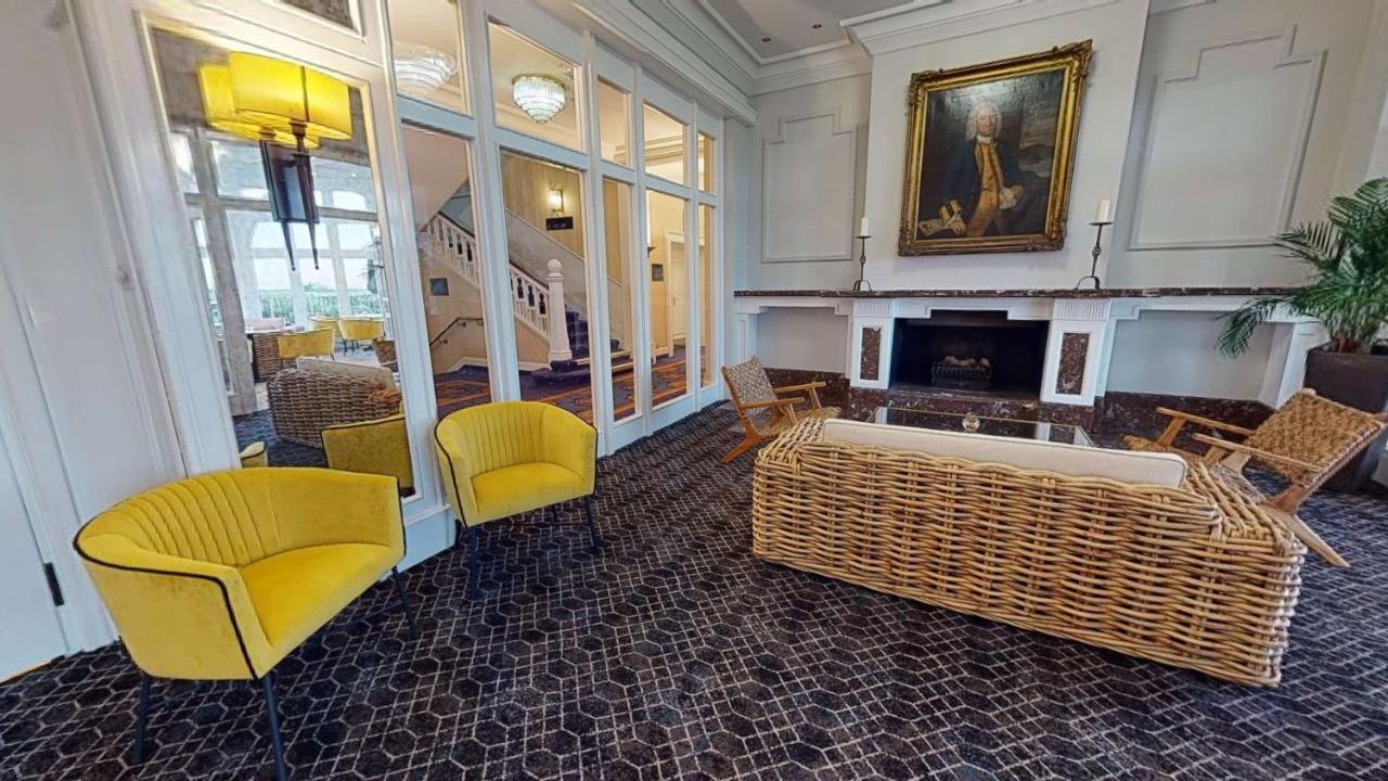 Отель Carlton Hotel, Bw Signature Collection 3*
